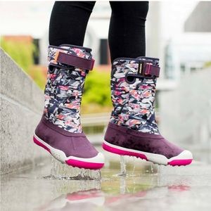 Plae Thandi waterproof boots size 8 in Deep Space Purple
